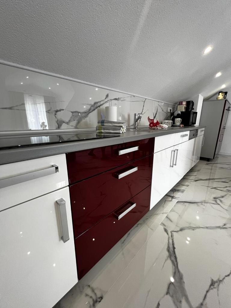 Luxury Apartment Megy Otočac Extérieur photo